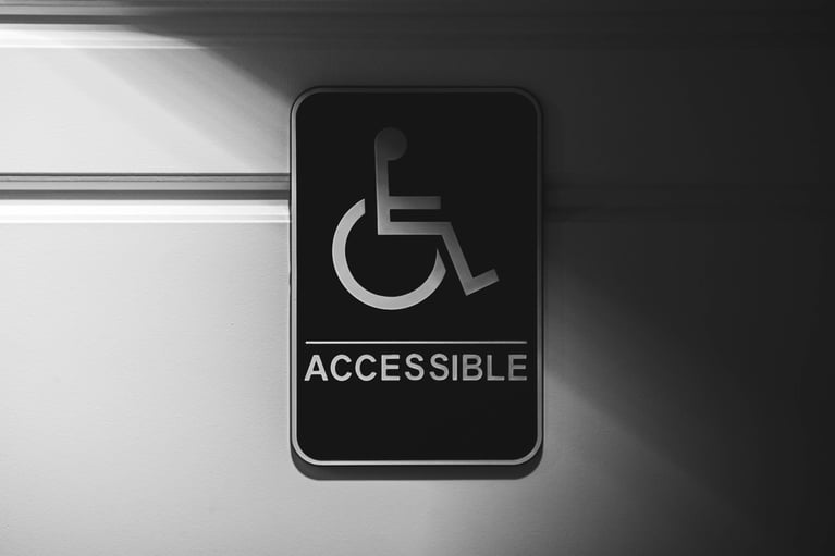 Accessibilité PMR : concevoir des espaces de travail inclusifs et élégants